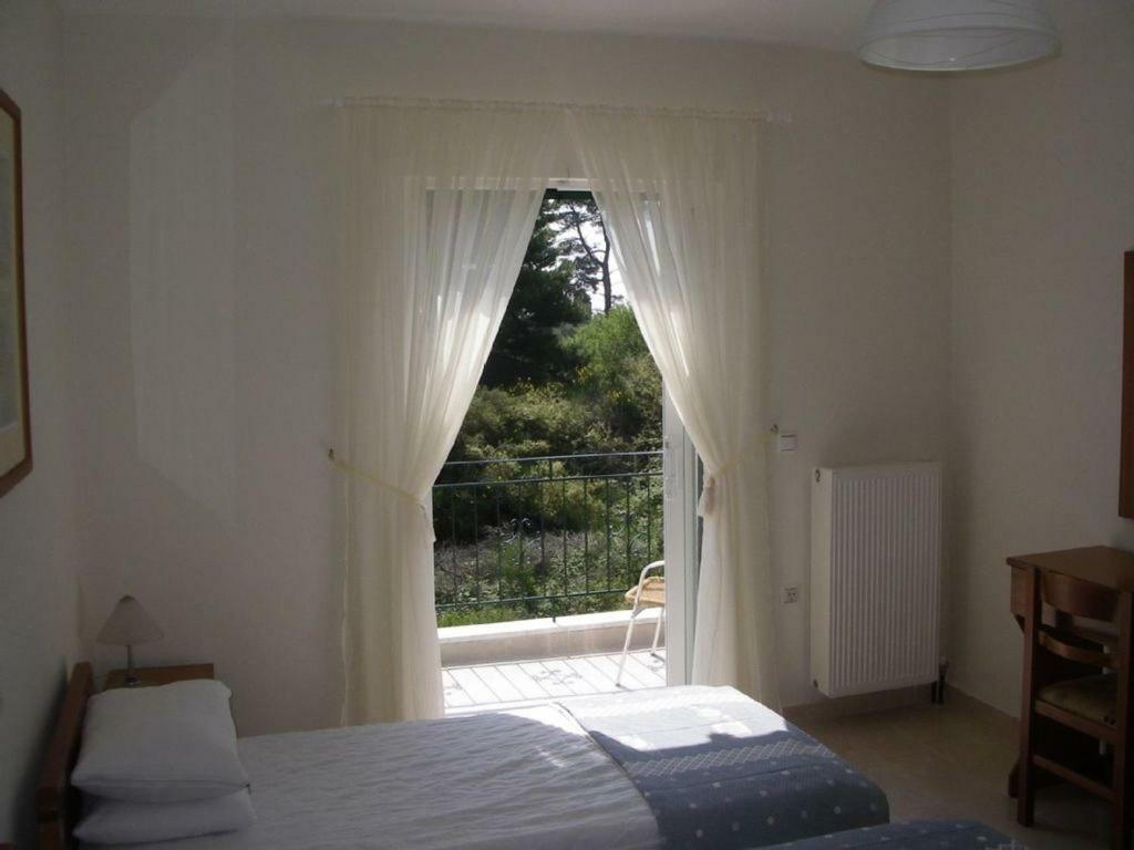 Villa Amelia Metaxáta 외부 사진